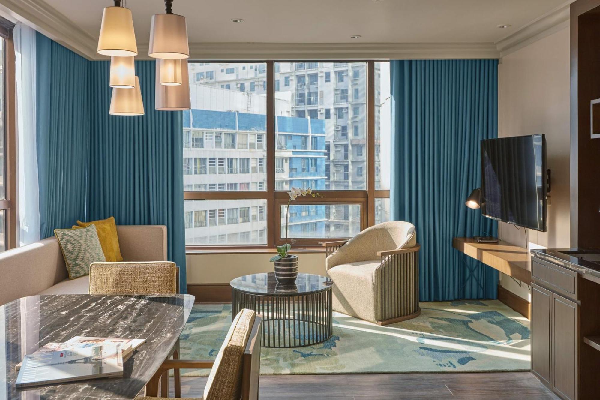 Holiday Inn & Suites Manila Galleria By Ihg Pasig City Zewnętrze zdjęcie